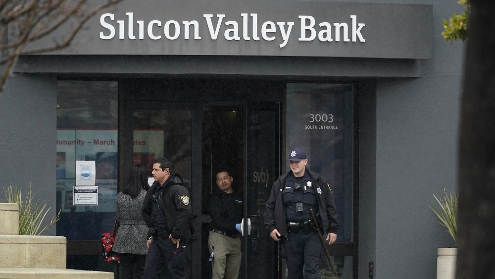 silicon-valley-bank-collapse:-fears-financial-crisis-after-bank-used-in-tech-sector-fails