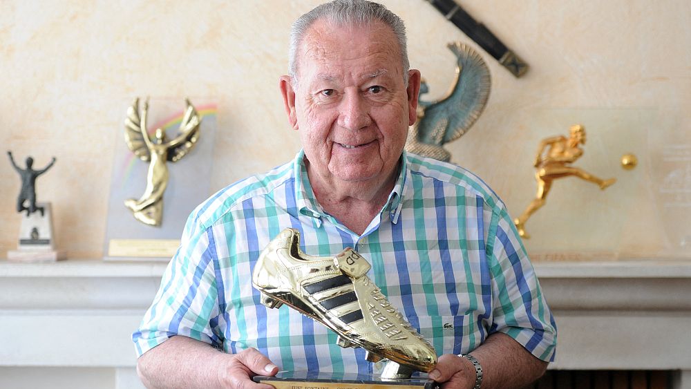 world-cup-legend-just-fontaine-dies-at-age-89