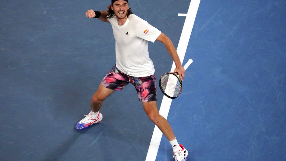 australian-open:-tsitsipas-‘feeling-great’-after-reaching-semis