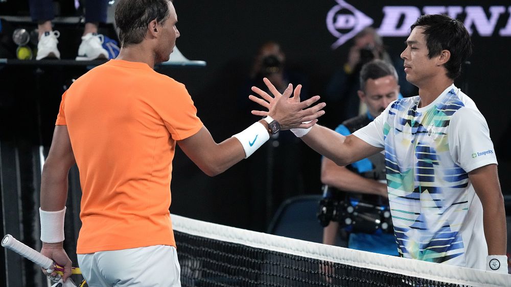 rafael-nadal-is-hampered-by-his-bad-hip-at-the-australian-open