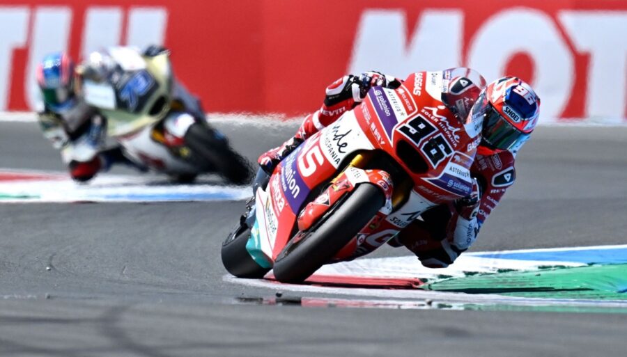 moto2-dutch-gp:-first-success-for-jake-dixon