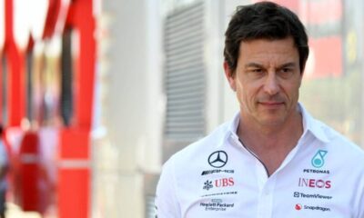 toto-wolff-cheers-for-ferrari-at-monza