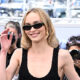 lily-rose-depp-&-girlfriend-070-shake-hold-hands-on-romantic-outing-in-la.:-photos