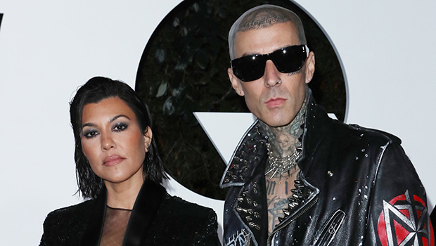 kourtney-kardashian-‘surprises’-travis-barker-with-halloween-decorations