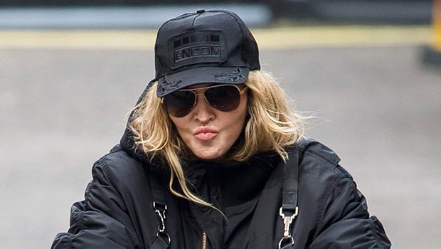 madonna-spotted-on-makeup-free-bike-ride-in-leggings-ahead-of-‘celebration-tour’:-photos