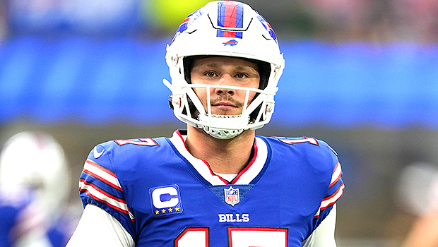 josh-allen:-5-things-to-know-about-the-buffalo-bills-qb-dating-hailee-steinfeld