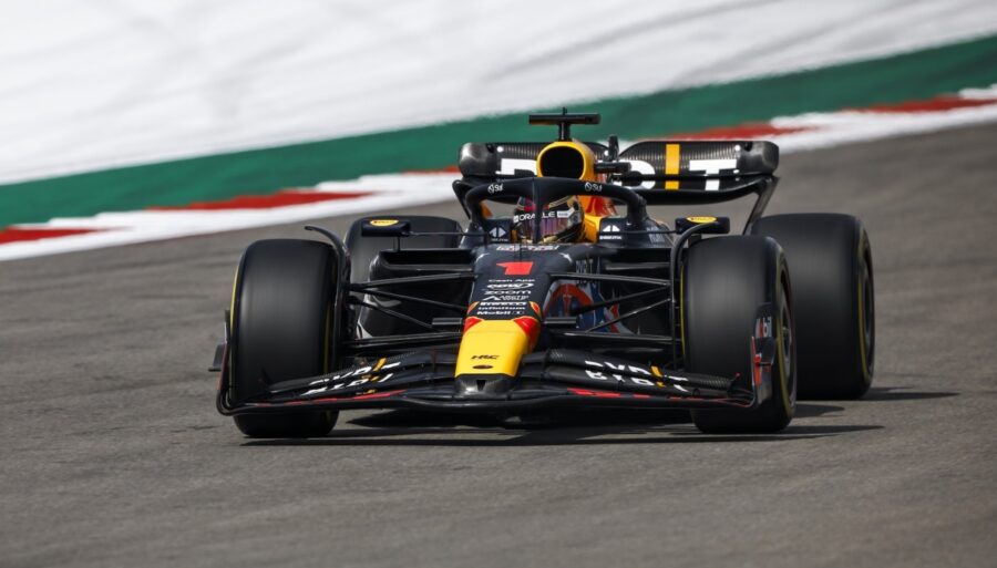 max-verstappen-dominates-austin-sprint.