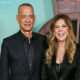 tom-hanks,-rita-wilson,-&-ed-sheeran-dance-&-rock-out-at-u2’s-las-vegas-residency-concert:-watch