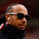 lewis-hamilton-reopens-controversy:-“austin,-so-many-were-out-of-compliance”