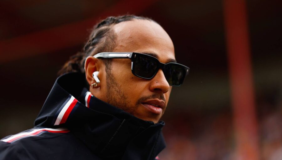 lewis-hamilton-reopens-controversy:-“austin,-so-many-were-out-of-compliance”