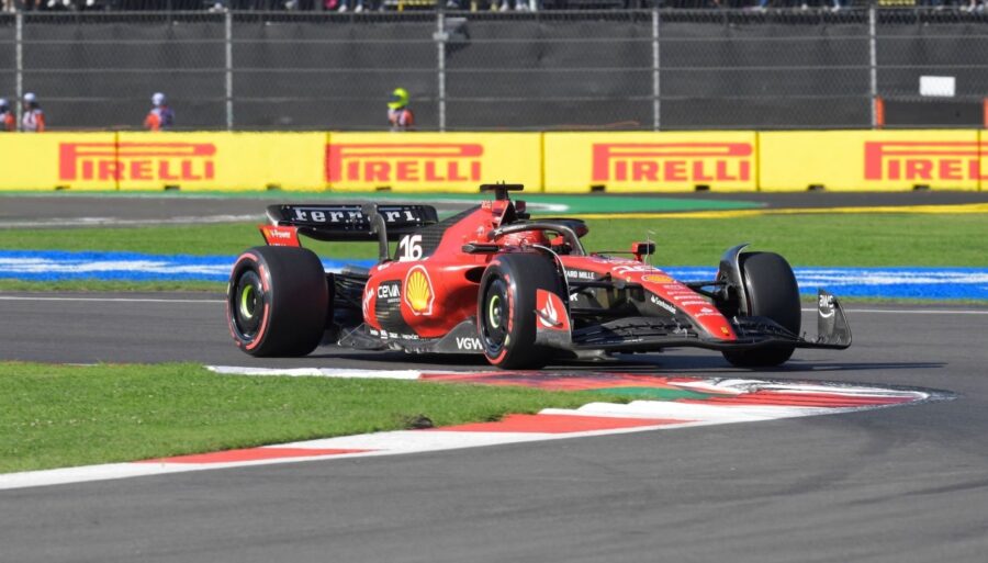 surprise-in-mexico:-front-row-all-ferrari!