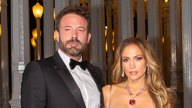 jennifer-lopez-hilariously-fends-off-ben-affleck-fans-in-new-video:-‘back-up,-bitch’