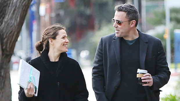 jennifer-garner-and-ben-affleck-spotted-having-friendly-chat-in-santa-monica