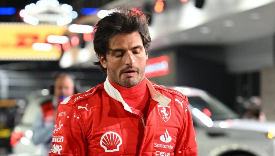 ferrari,-very-harsh-outburst-by-carlos-sainz