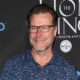 dean-mcdermott-spent-thanksgiving-in-sober-living-facility-amid-split-from-tori-spelling