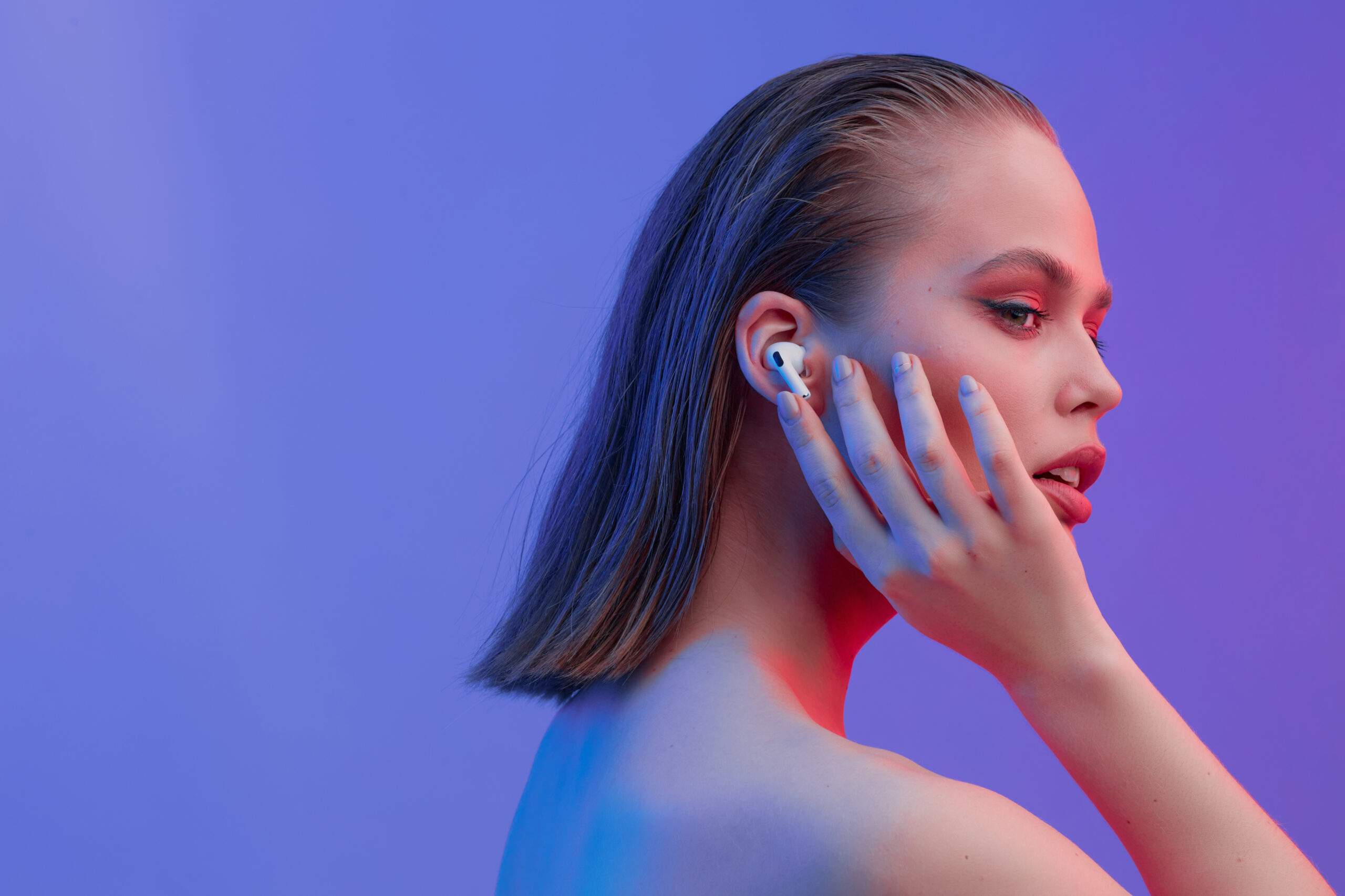 apple-airpods-are-on-sale-for-just-$80-on-cyber-monday-&-you-can-shop-them-here