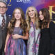 sarah-jessica-parker-&-matthew-broderick-pose-for-rare-family-selfie-with-all-3-kids