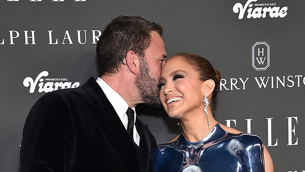 j.lo-rocks-skin-baring-breastplate-&-shows-pda-with-ben-affleck-at-elle’s-women-in-hollywood-awards