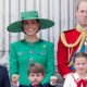 fans-claim-prince-william-&-princess-kate’s-son-louis-was-photoshopped-in-christmas-card