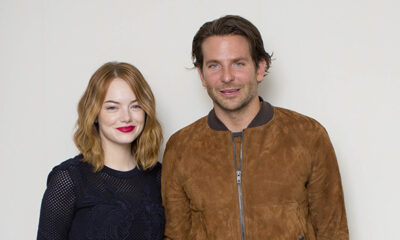 bradley-cooper-hilariously-closes-his-eyes-during-rare-interview-with-emma-stone:-watch