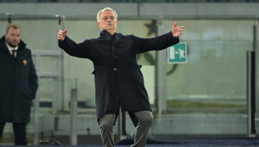 roma,-jose-mourinho:-“we-are-second-because-of-us.”-and-he-says-he-is-moved-by-pisilli