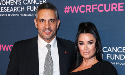 kyle-richards-and-mauricio-umansky-reunite-for-christmas-in-aspen-amidst-their-split