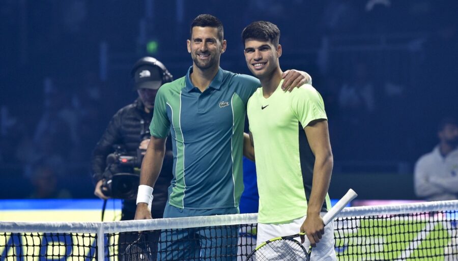 carlos-alcaraz-beats-novak-djokovic-in-exhibition