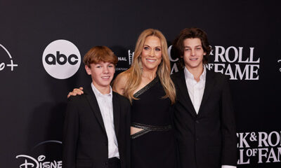 sheryl-crow’s-sons:-everything-to-know-about-her-2-boys-wyatt-&-levi