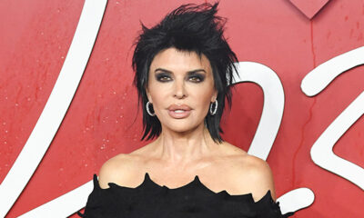 lisa-rinna-poses-fully-nude-in-new-year’s-celebration-post:-photo