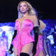 beyonce-wows-in-pink-dress-as-she-&-jay-z-show-off-pda-at-lebron-james’-birthday-bash:-photos