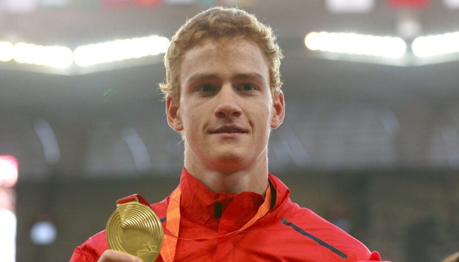 shawn-barber,-world-pole-vault-gold-medalist-in-2015,-died-at-just-29-years-old