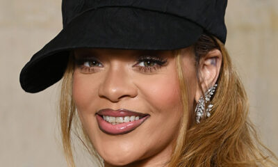 rihanna-fangirls-over-natalie-portman-&-calls-her-one-of-the-‘hottest-b***hes’-at-paris-fashion-week