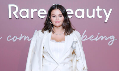 selena-gomez-shares-gorgeous-makeup-free-selfie-after-spending-valentine’s-day-with-benny-blanco