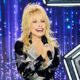 dolly-parton-dazzles-in-plunging-sequin-jumpsuit-&-more-while-hosting-her-‘pet-gala’-special