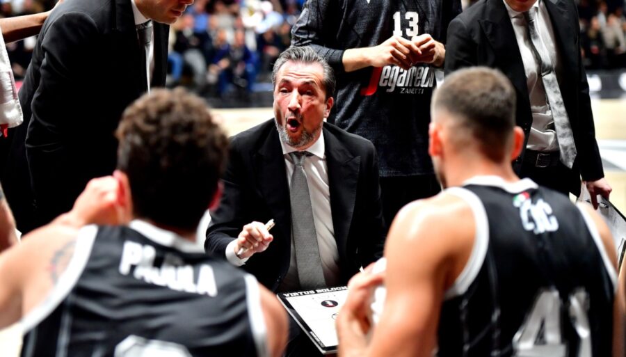 euroleague,-virtus-bologna-restarts-with-a-success:-luca-banchi-exalts-his-team