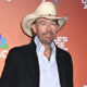 toby-keith-dead:-country-singer-dies-at-62-after-cancer-battle