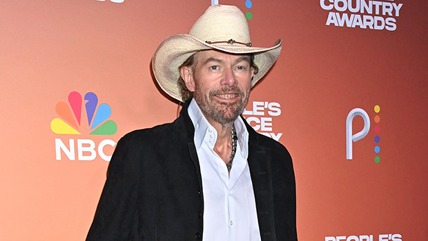 toby-keith-dead:-country-singer-dies-at-62-after-cancer-battle