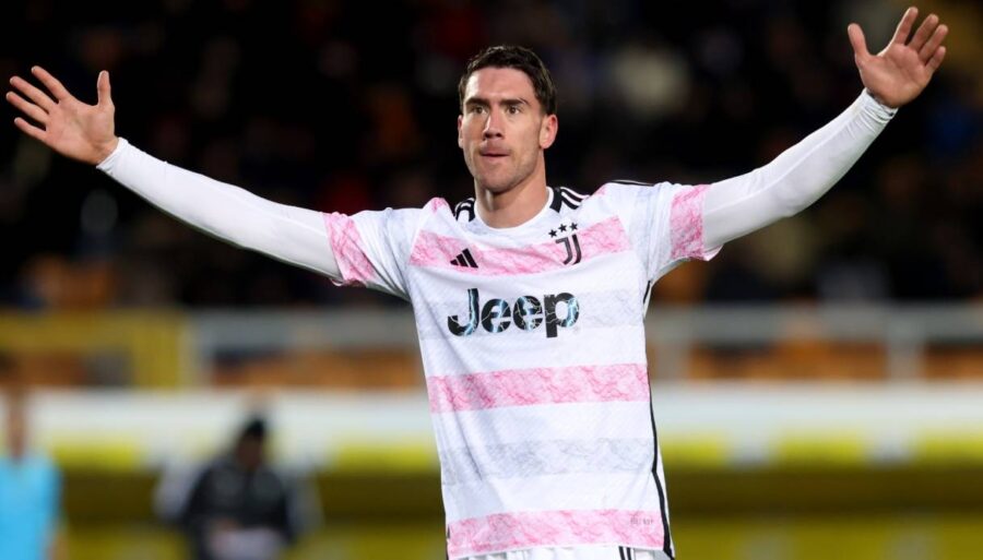 juventus,-dusan-vlahovic-player-of-the-month-in-serie-a