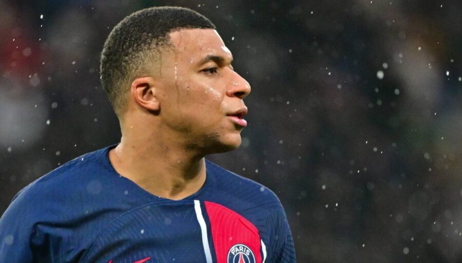 mbappe-drags-psg-to-the-quarters