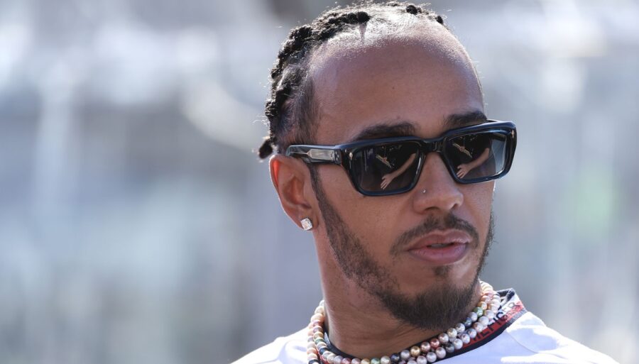 lewis-hamilton-pushes-for-sebastian-vettel-as-his-replacement-in-mercedes