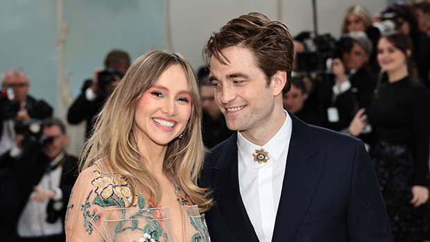 suki-waterhouse-shares-first-photo-of-her-&-robert-pattinson’s-‘angel’-baby