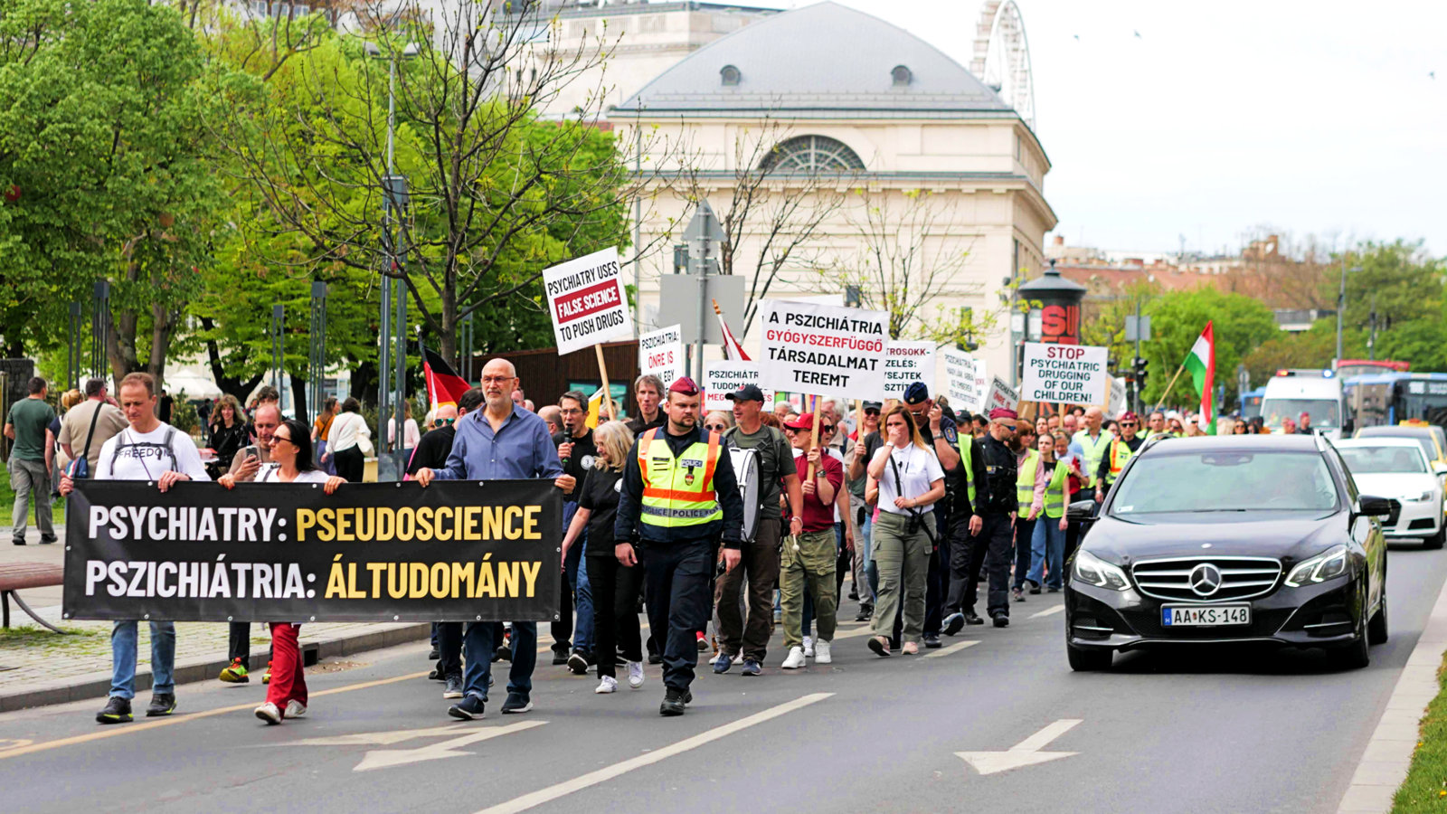 scientology’s-stand-for-human-rights:-a-look-at-the-budapest-protest-against-psychiatry