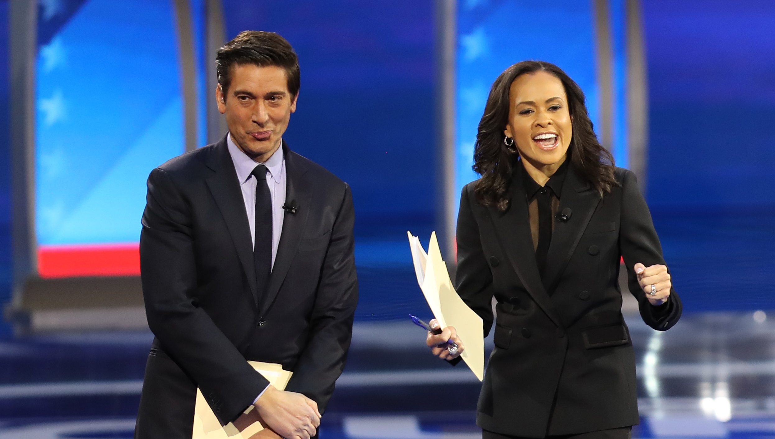 who-are-the-debate-moderators?-meet-david-muir-and-linsey-davis