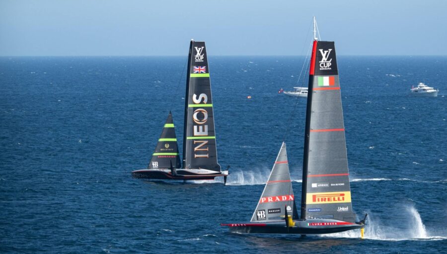 louis-vuitton-cup-final,-luna-rossa-beats-ineos-britannia-in-sprint-and-makes-it-2-2