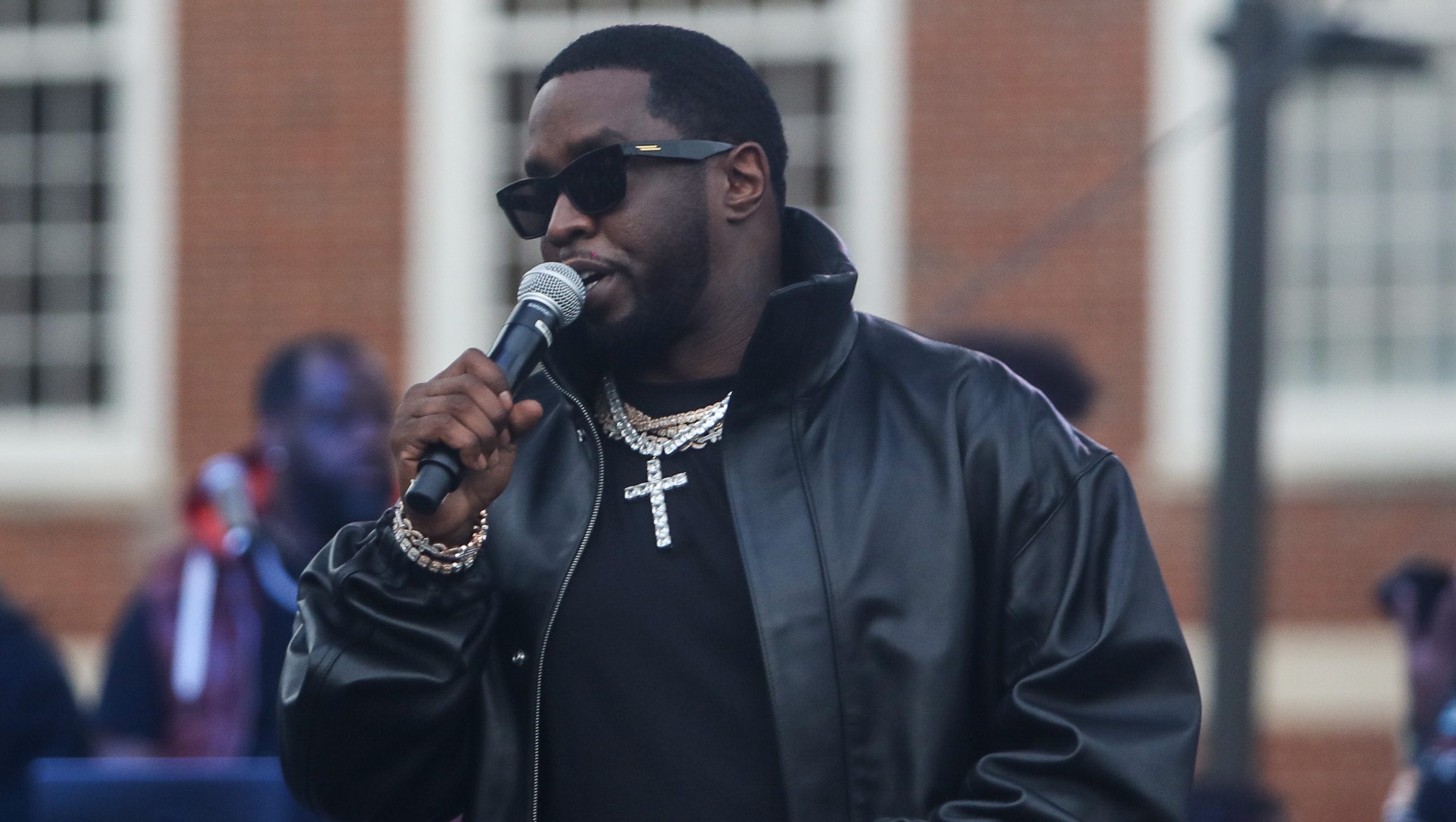 does-diddy-have-a-girlfriend-now?-update-amid-sean-combs’-sex-trafficking-case