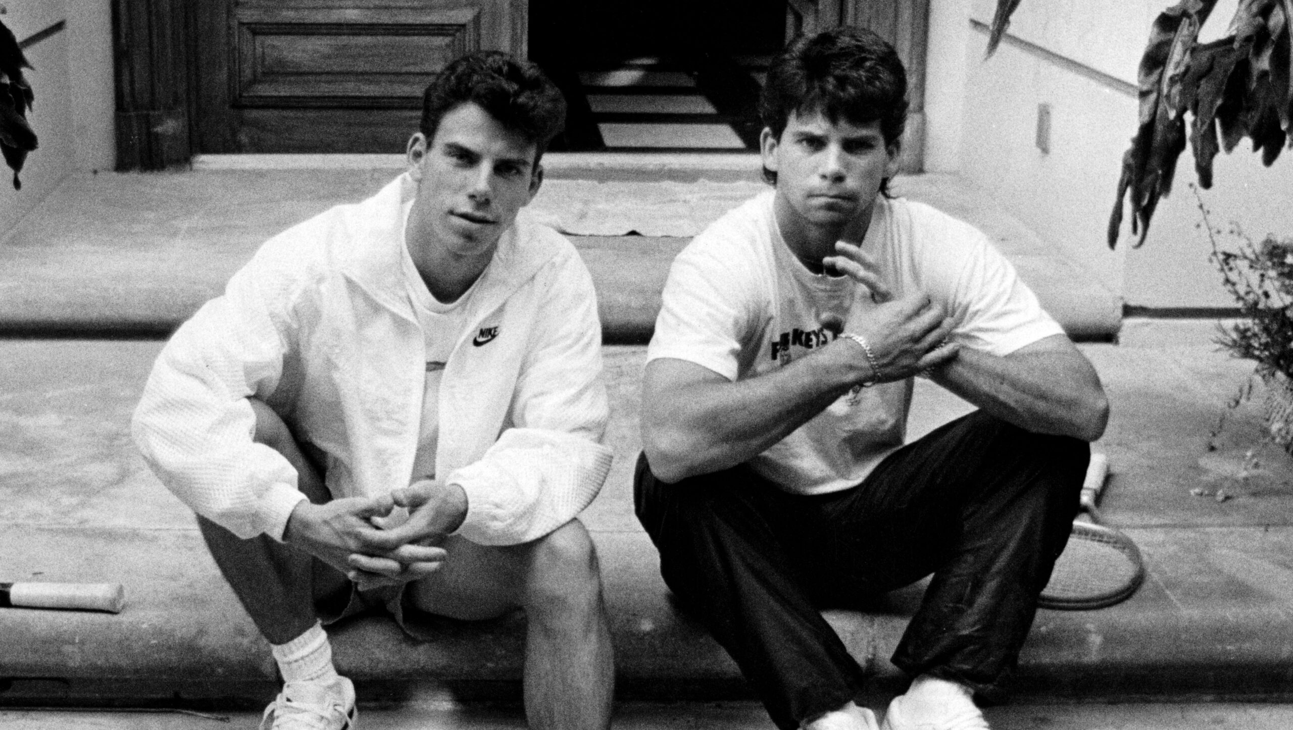 where-did-the-menendez-brothers-live?-exploring-their-childhood-homes