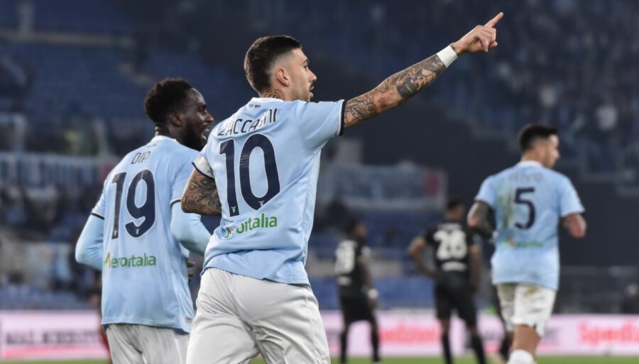 lazio-first-wastes,-then-exults:-2-1-to-cagliari,-is-third