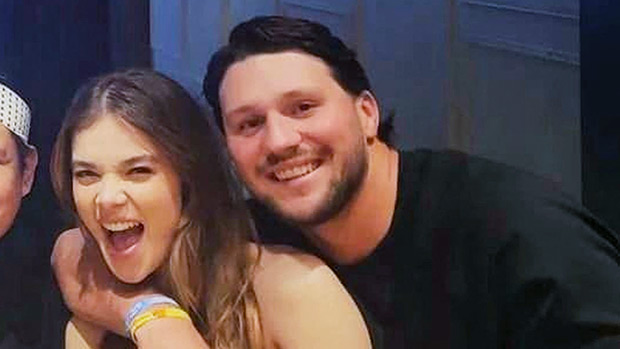 hailee-steinfeld’s-boyfriend:-meet-buffalo-bills-player-josh-allen