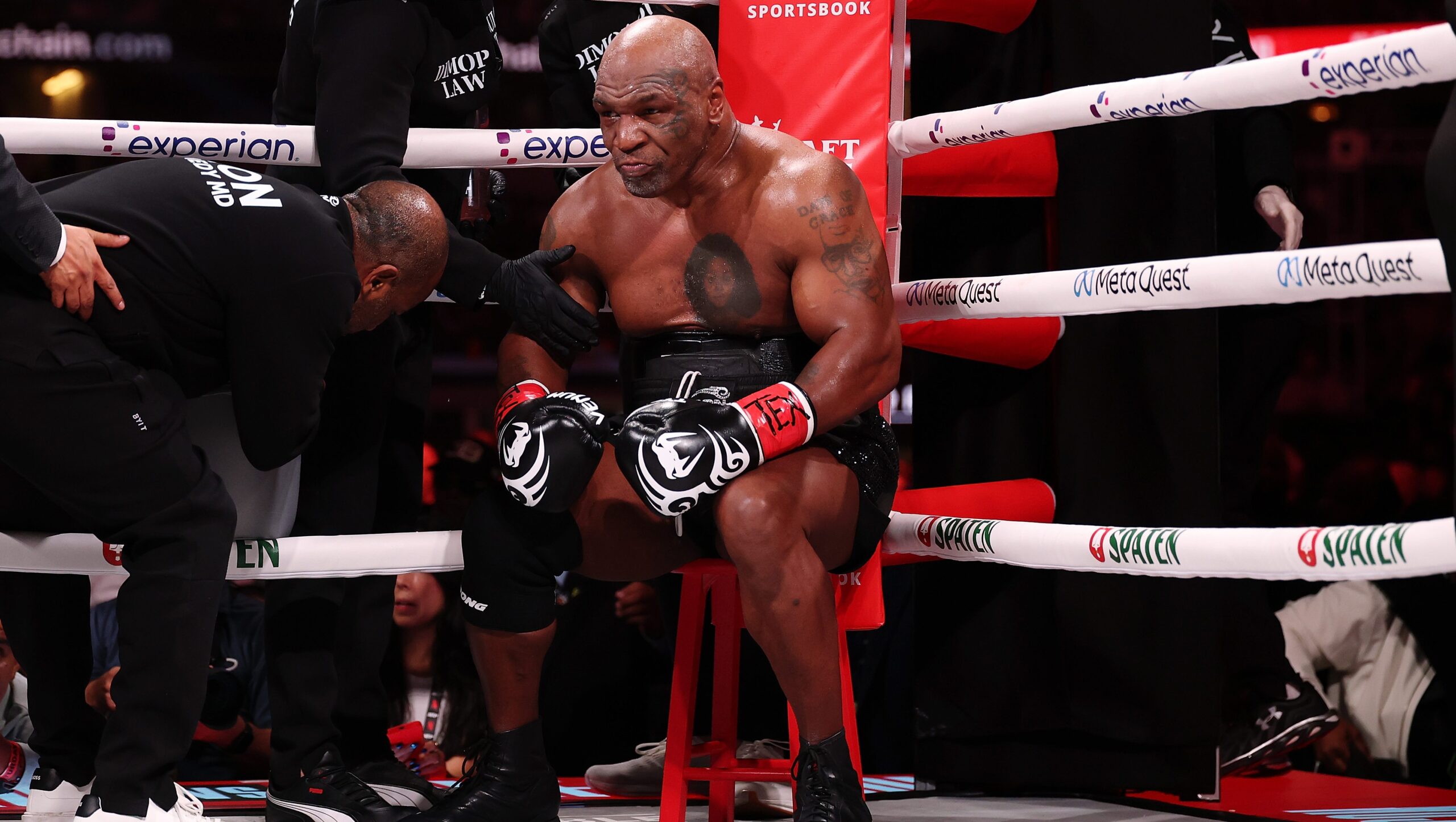 mike-tyson’s-health:-about-the-boxing-legend’s-condition-after-jake-paul-fight