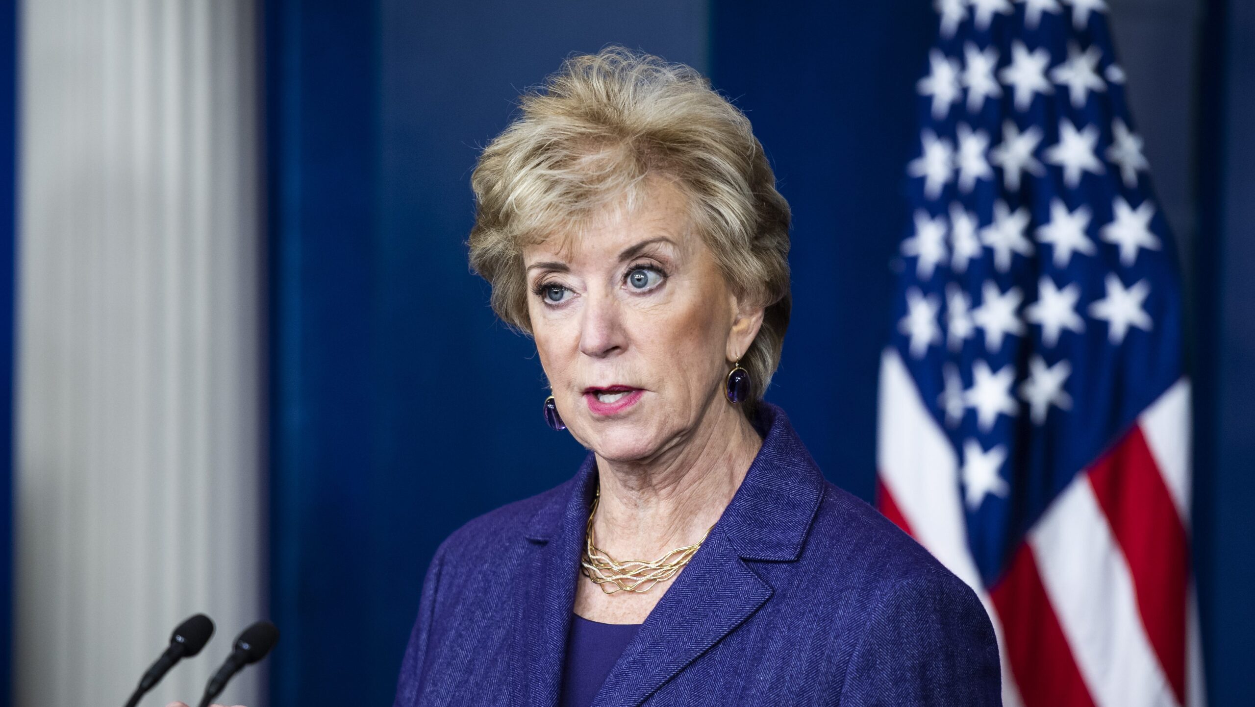 who-is-linda-mcmahon?-5-things-about-trump’s-secretary-of-education-nominee